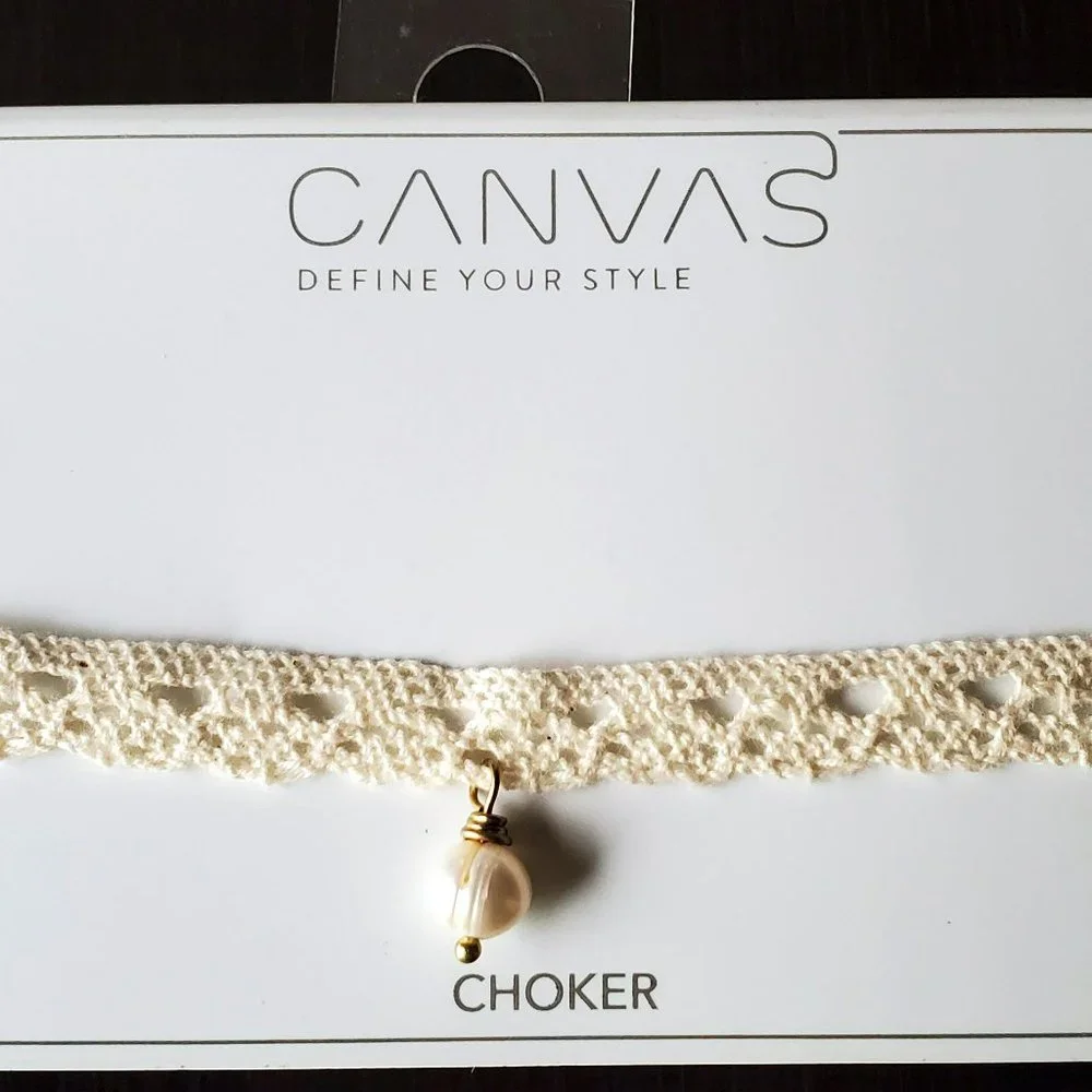 NWT Ecru Ivory Crochet Lace and Natural Pearl Choker Necklace